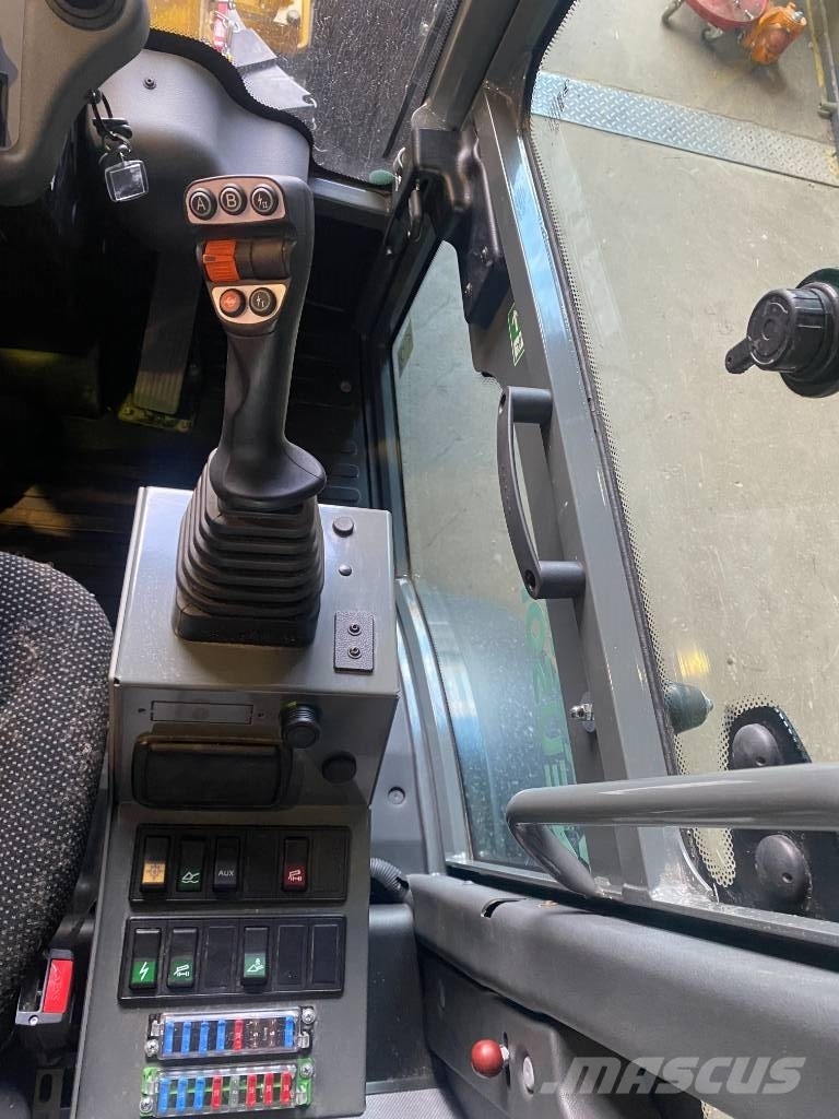 Wacker Neuson WL 52 Kolesové nakladače