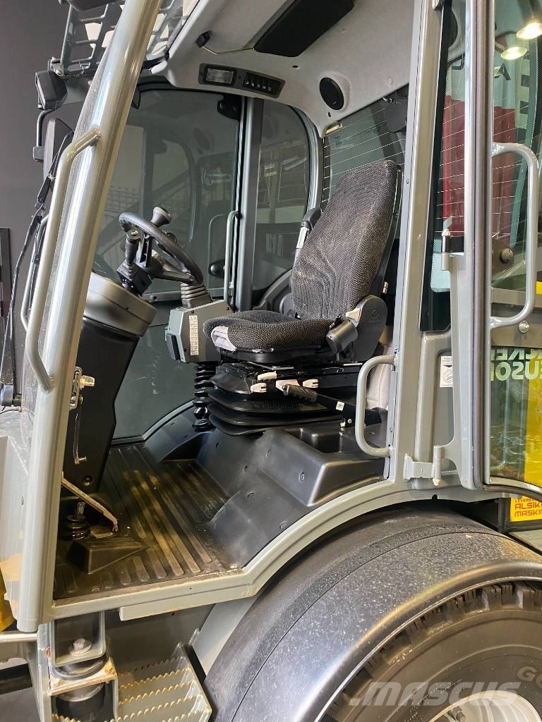 Wacker Neuson WL 52 Kolesové nakladače