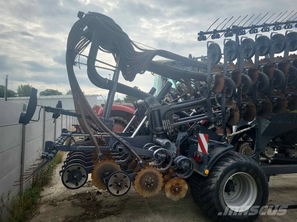 Sulky-Burel SKY MAXIDRILL SW 9000 (1755 hectares) Kombinētās sējmašīnas