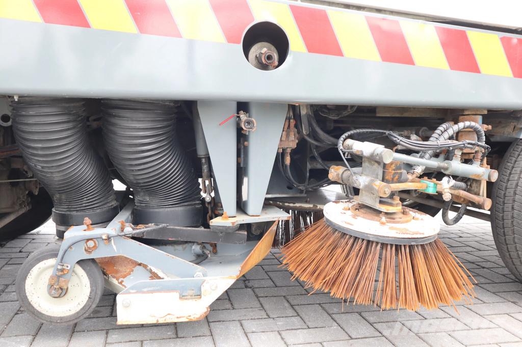 Aebi MFH 5000 | FRONT BRUSH | 1.000 L TANK | SWEEPER Fejemaskiner