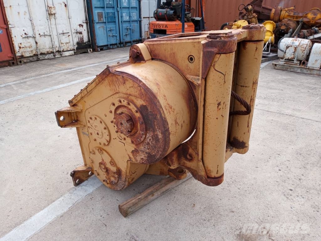 CAT 58 winch to fit D8K with fairlead Autres accessoires