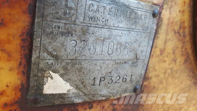 CAT 58 winch to fit D8K with fairlead Autres accessoires