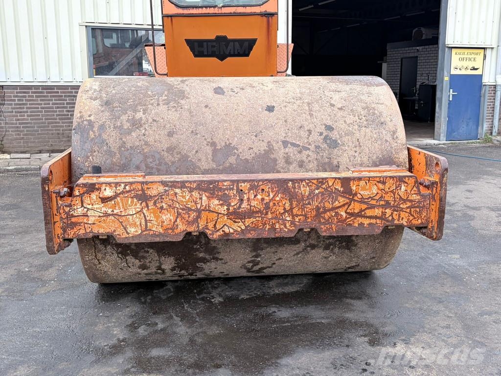 Hamm 2451SD 15.2T Compactor Roller Vibrator 6 Cilinder Kiti volai