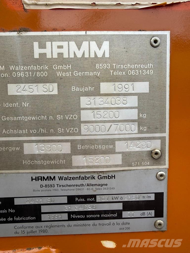 Hamm 2451SD 15.2T Compactor Roller Vibrator 6 Cilinder Kiti volai