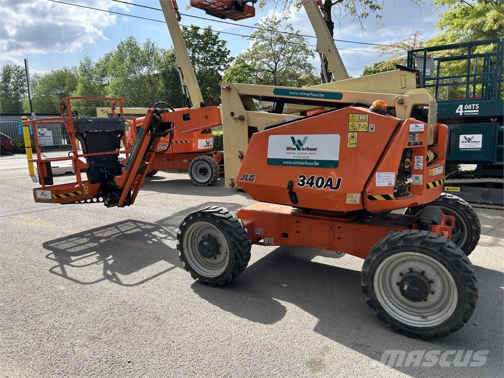 JLG 340AJ (4972) Knikarmhoogwerkers