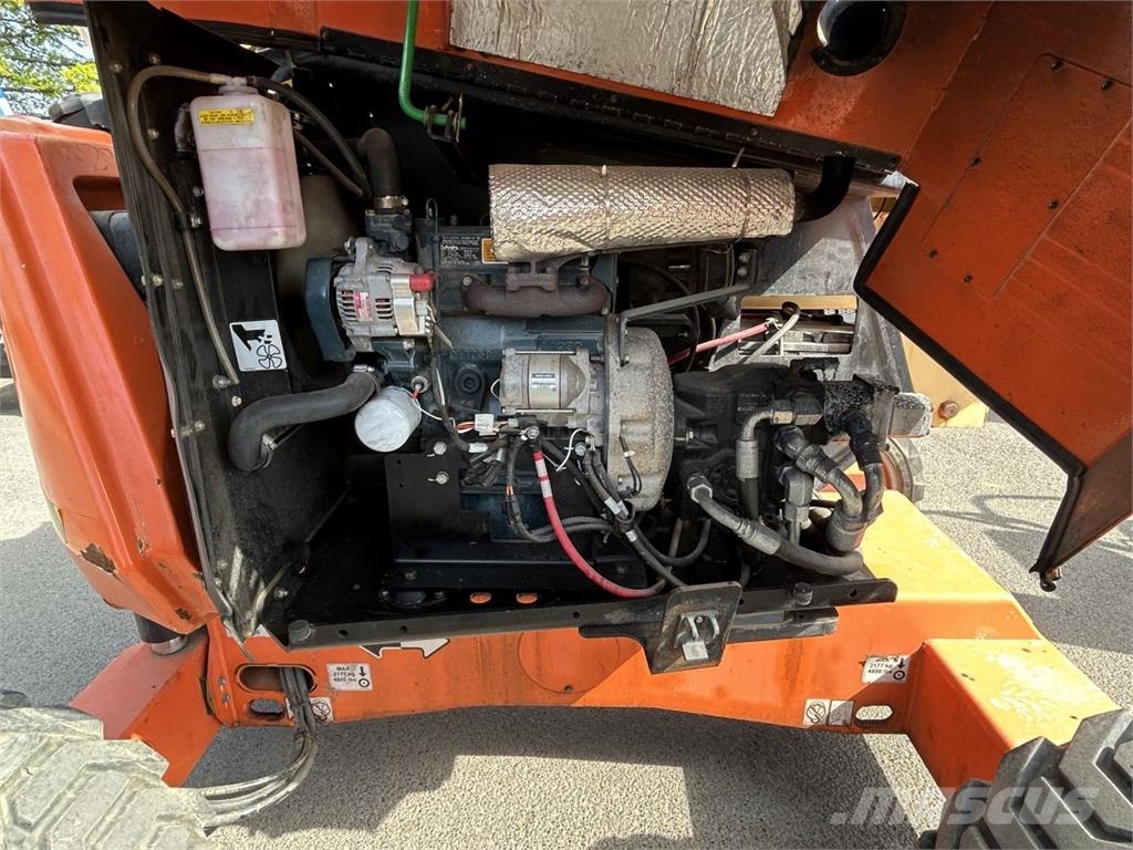 JLG 340AJ (4972) Knikarmhoogwerkers