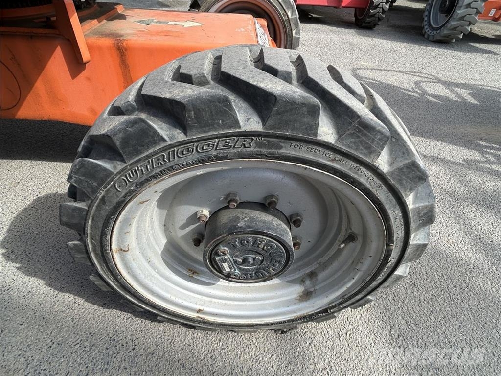 JLG 340AJ (4972) Knikarmhoogwerkers