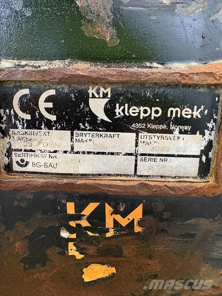 Klepp Mek KM70 Hydraulic Quick Coupler – Volvo EC300EL Quick connectors