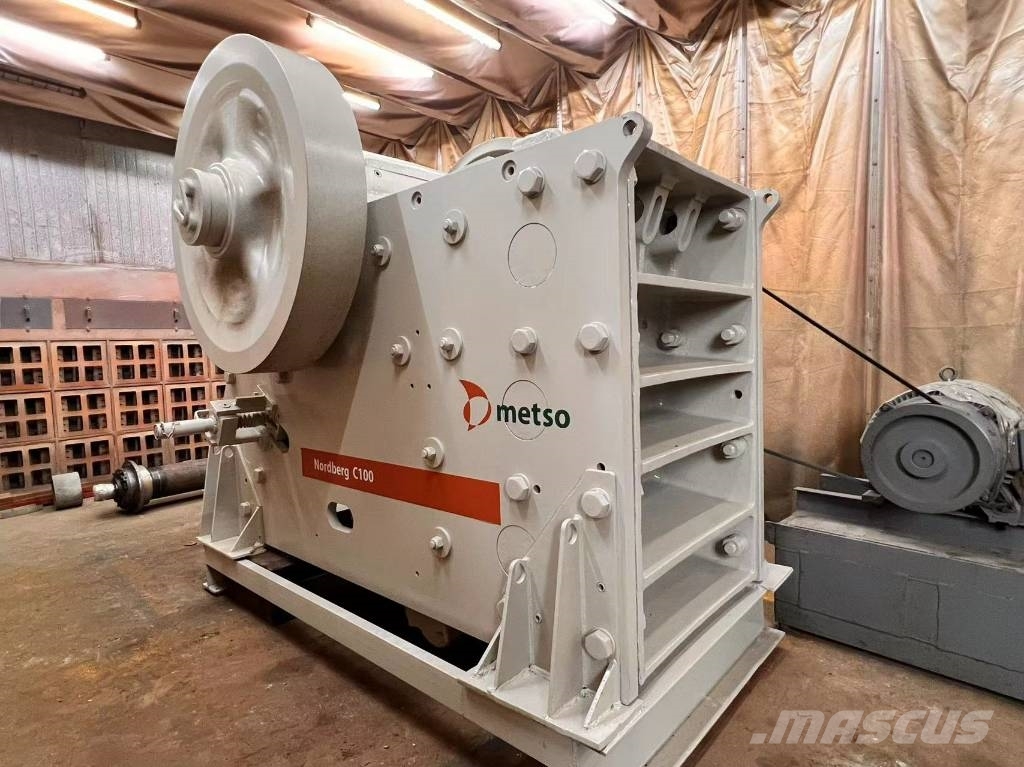 Metso Nordberg C100 クラッシャー固定式