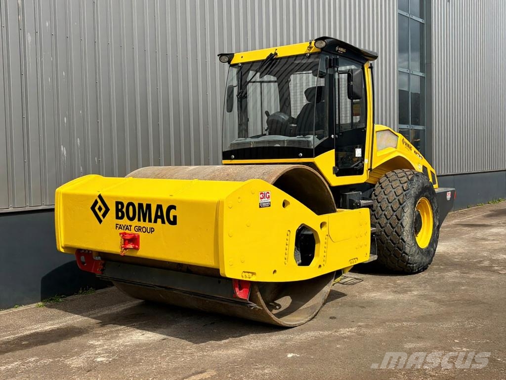 Bomag BW219DH-5 Valjci sa jednim bubnjem