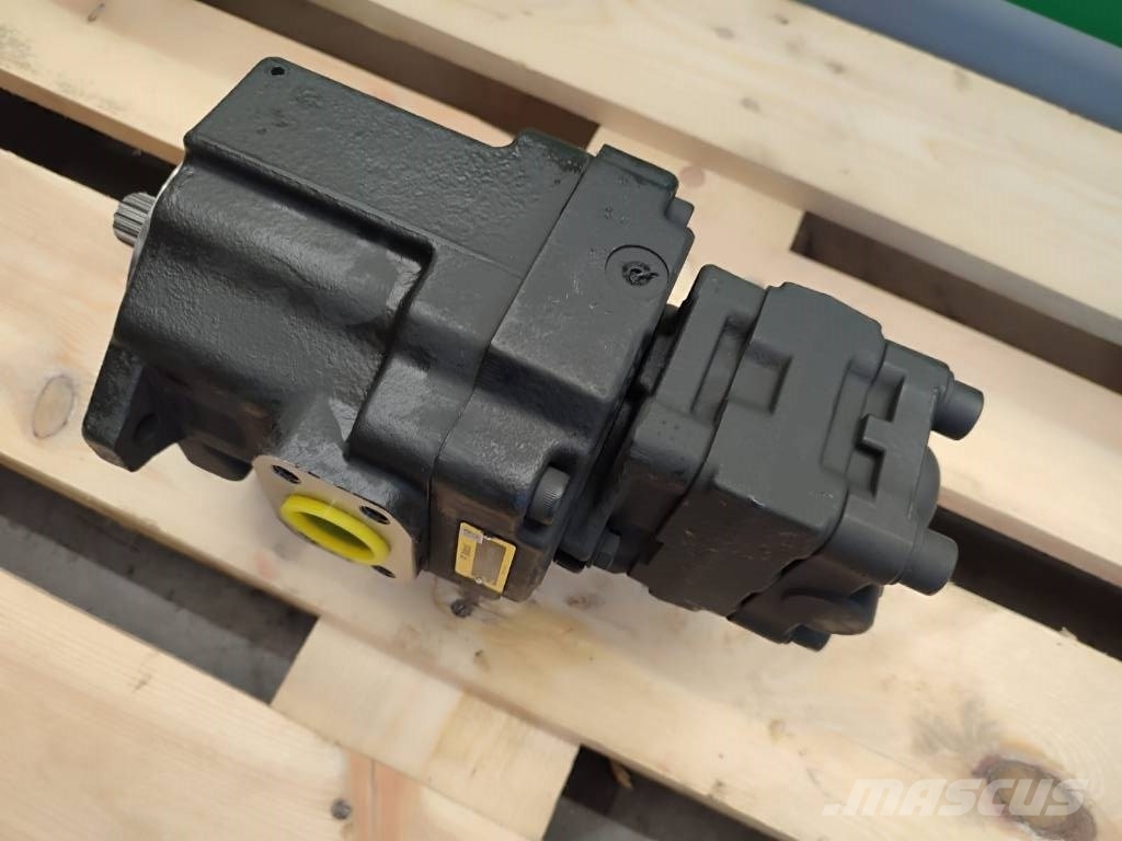  Hydraulic pump 7361279 PVD-1B-27P-8G3-5956A Bobcat 液压