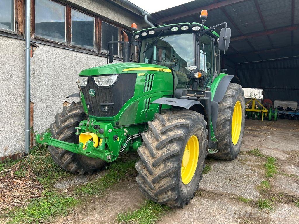 John Deere 6R 215 Traktorit