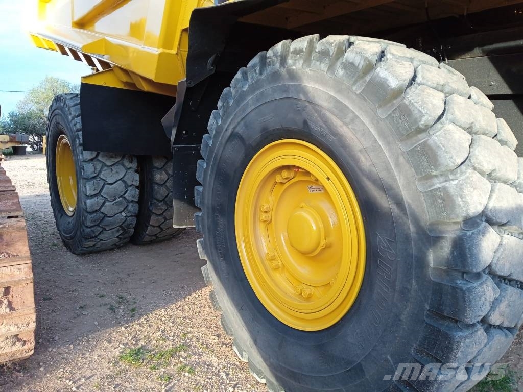 Komatsu HD 605-7E0 Rigid dump trucks