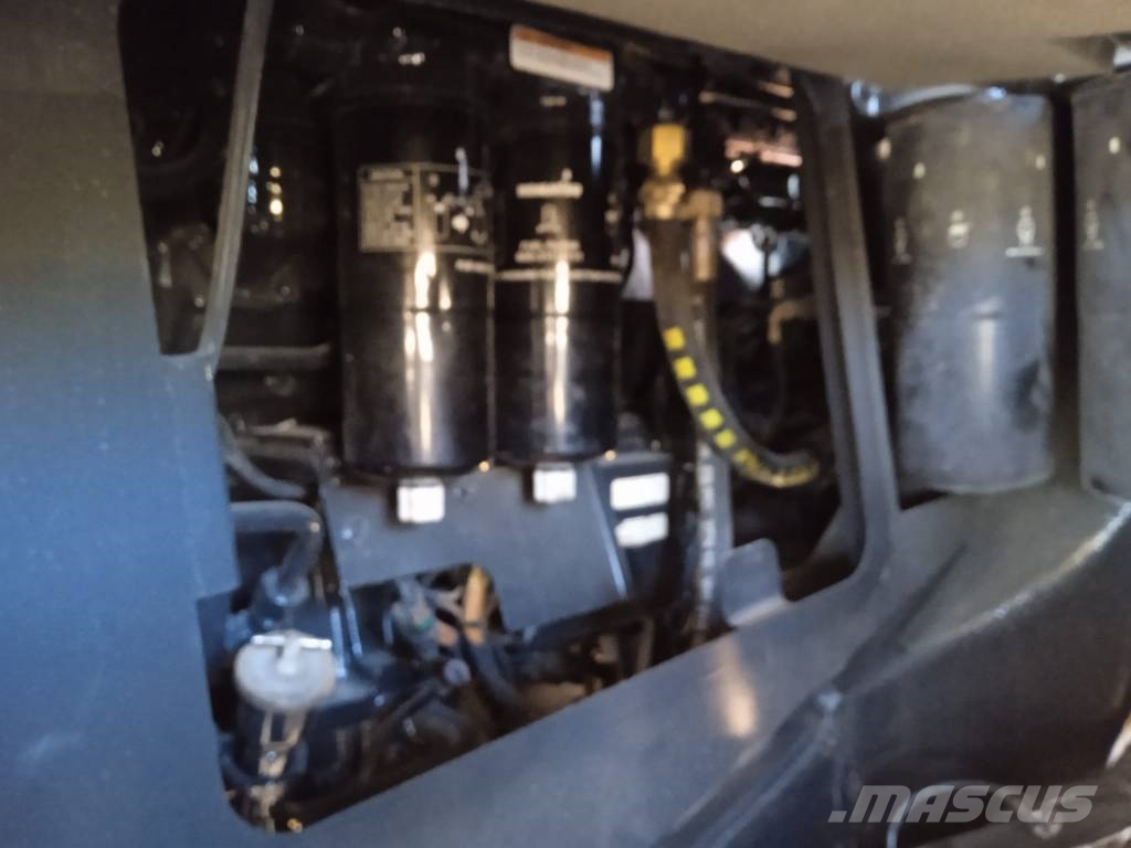 Komatsu HD 605-7E0 Rigid dump trucks