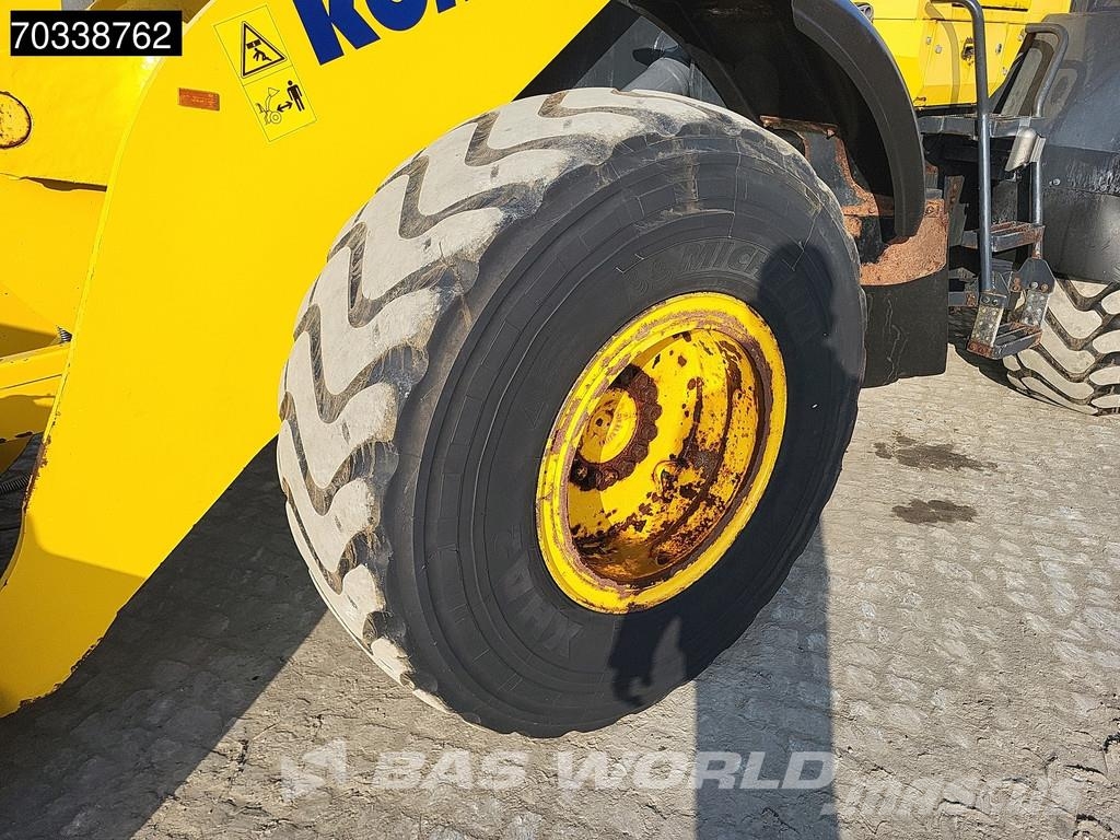 Komatsu WA320 -8 Wheel loaders