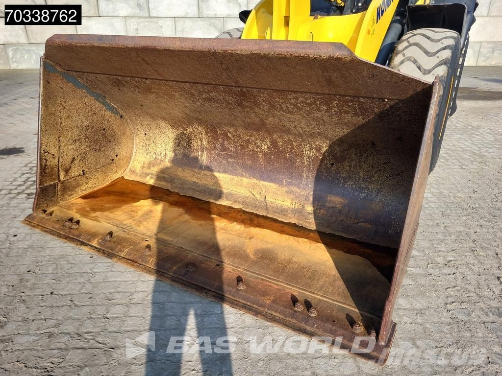 Komatsu WA320 -8 Wheel loaders