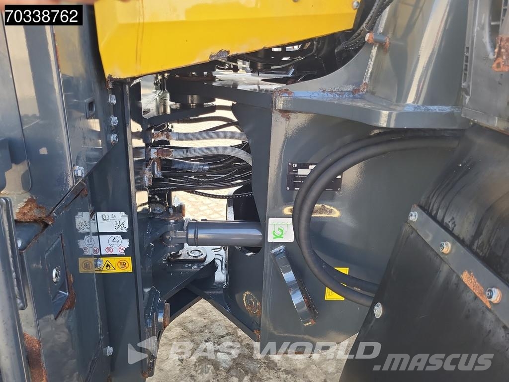 Komatsu WA320 -8 Wheel loaders