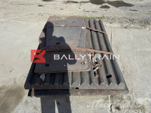 Sandvik QJ340 Jaw Plates & Cheek Plates (Tall/Super Tooth) الكسارات المتنقلة