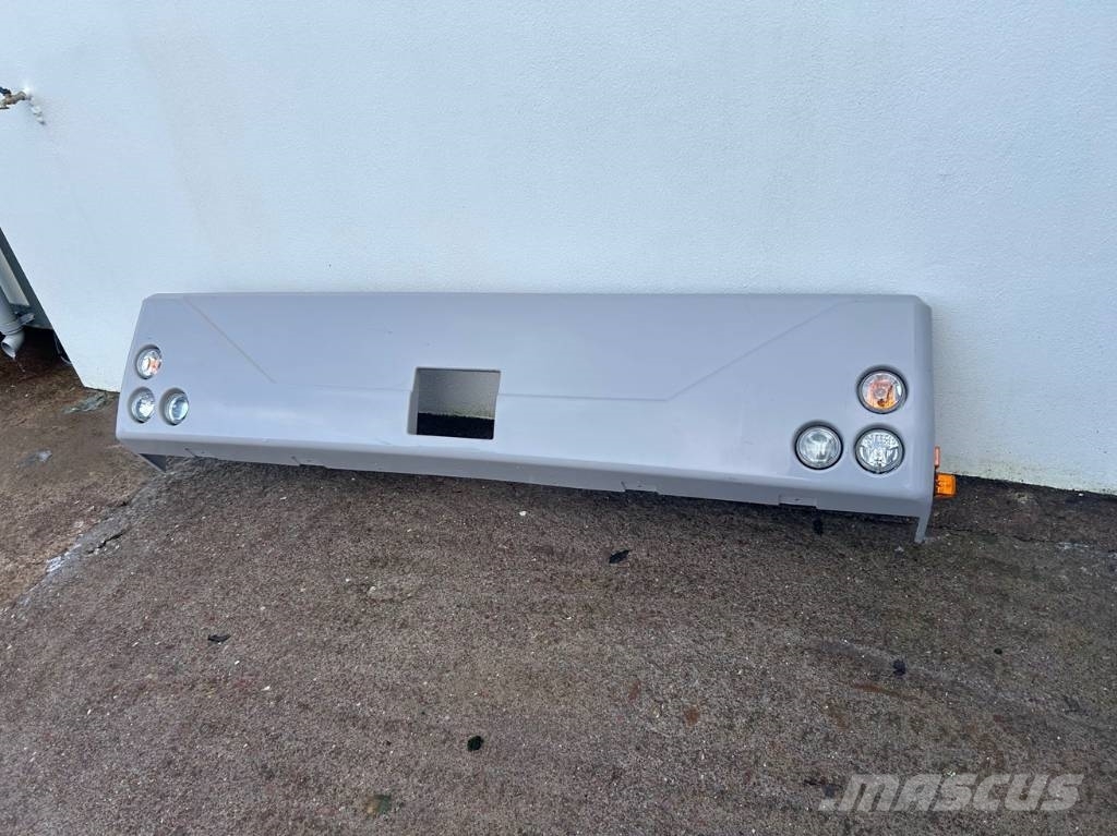 Liebherr Front Bumper to suit LTM1040-2.1 / LTM1030-2.1 Rezervni deli in oprema za dvigala