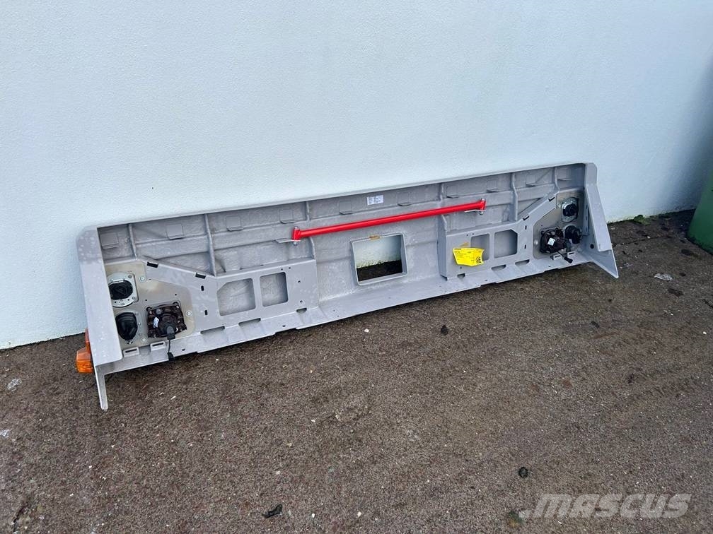 Liebherr Front Bumper to suit LTM1040-2.1 / LTM1030-2.1 Rezervni deli in oprema za dvigala