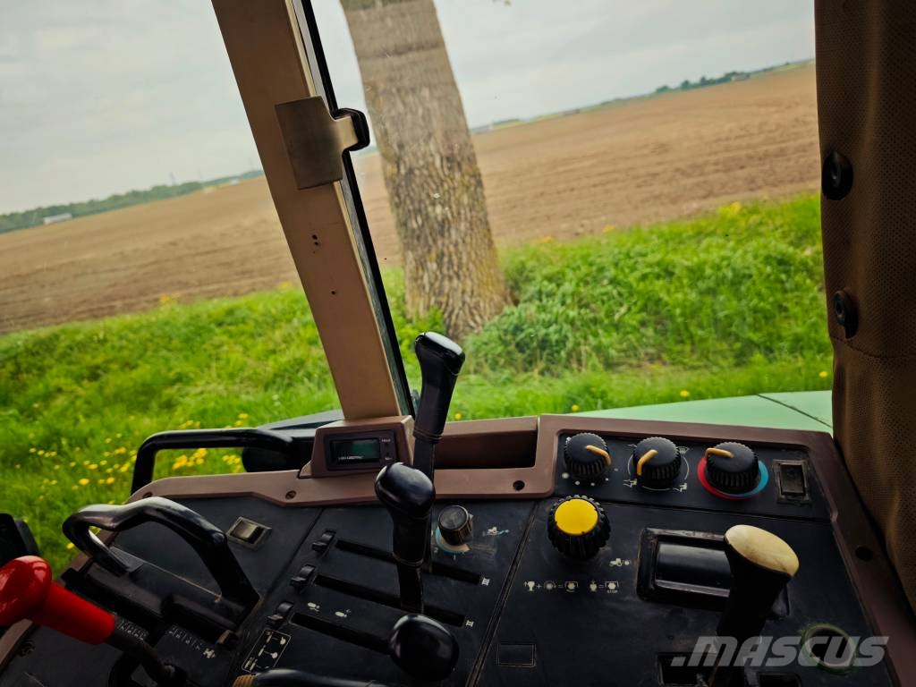 John Deere 7700 Трактора