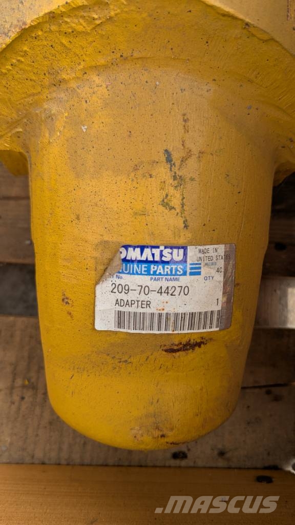 Komatsu PC800 ADAPTER 209-70-44270 K130385CC Skovle