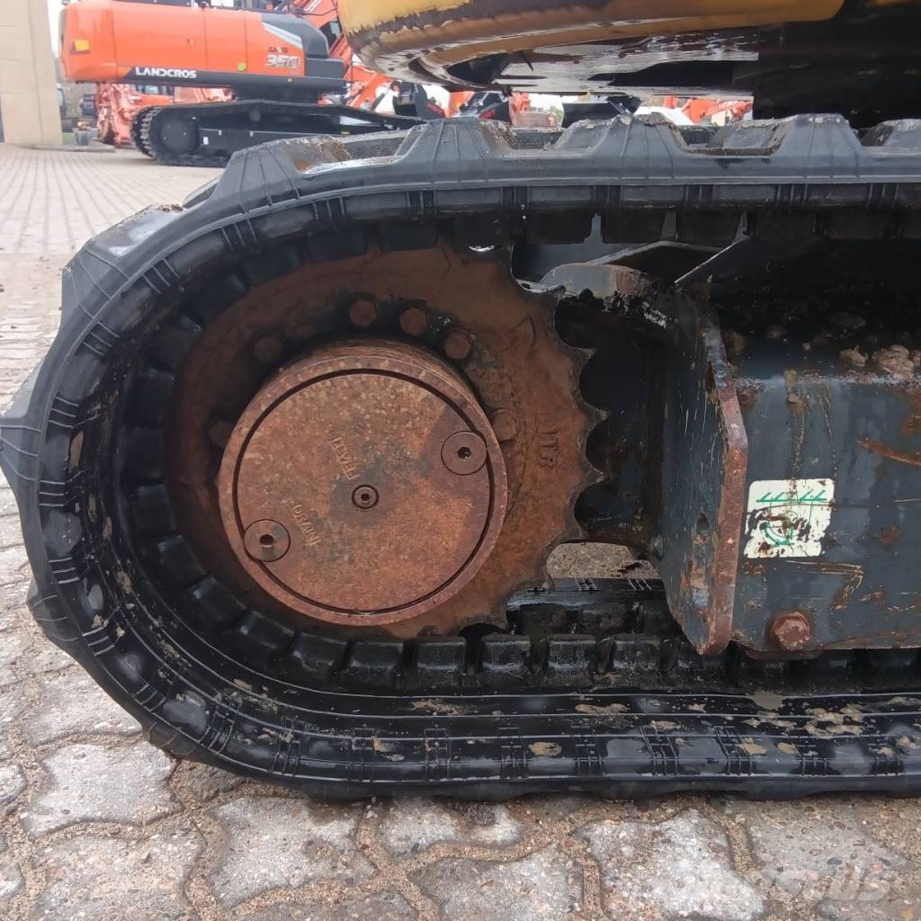 Komatsu PC 30 MR-5 حفارات صغيرة أقل من 7 طن (حفارات صغيرة)