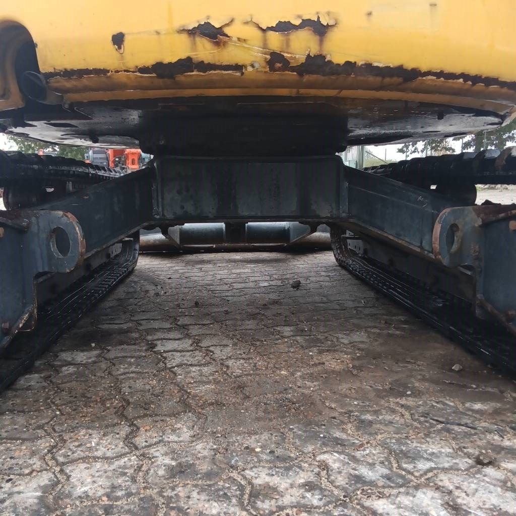 Komatsu PC 30 MR-5 حفارات صغيرة أقل من 7 طن (حفارات صغيرة)