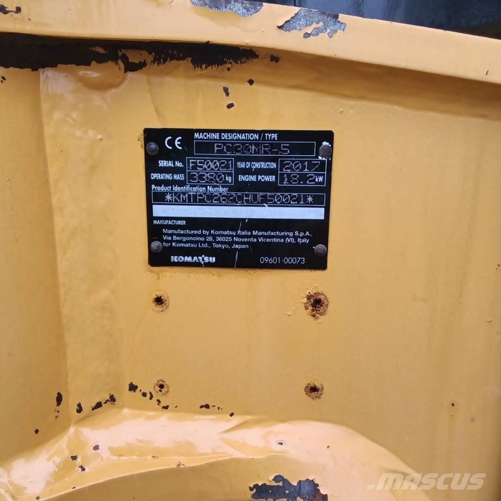 Komatsu PC 30 MR-5 حفارات صغيرة أقل من 7 طن (حفارات صغيرة)