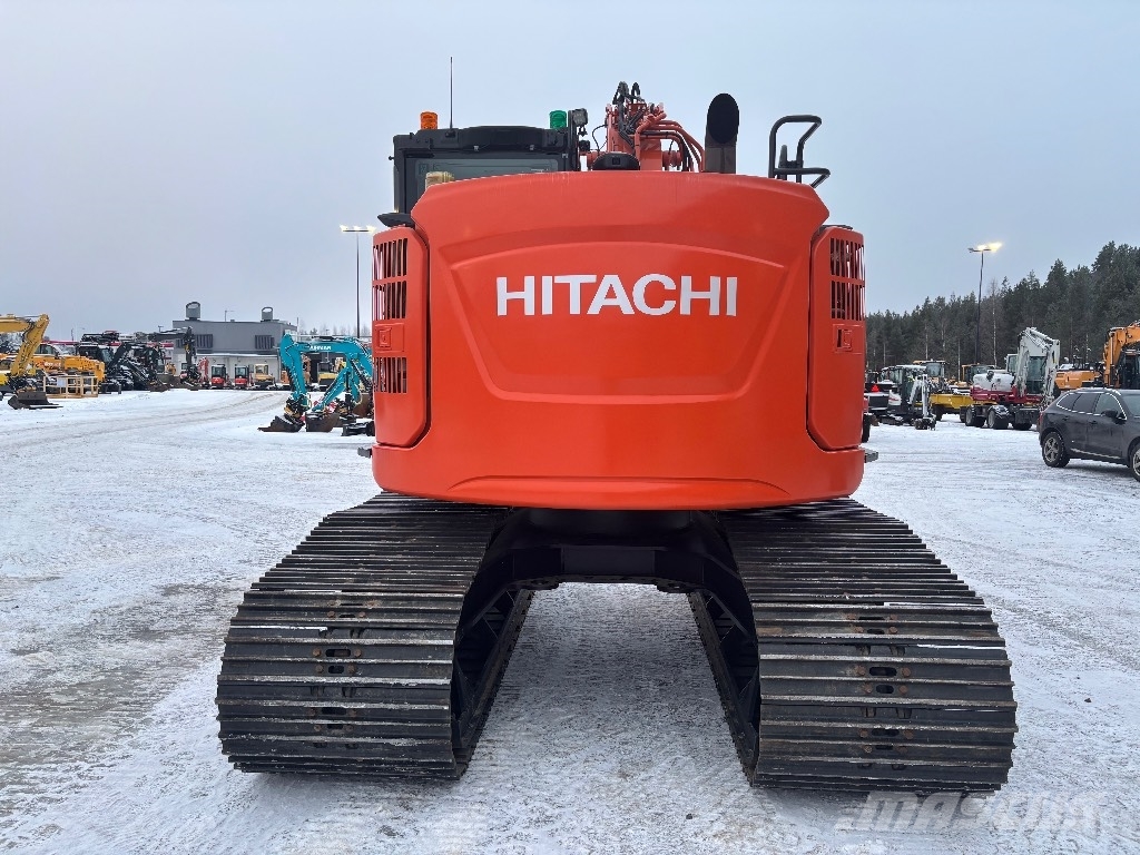 Hitachi ZX 135 US-7 / HW-Metsäalusta, Rasvari, Stage V حفارات زحافة