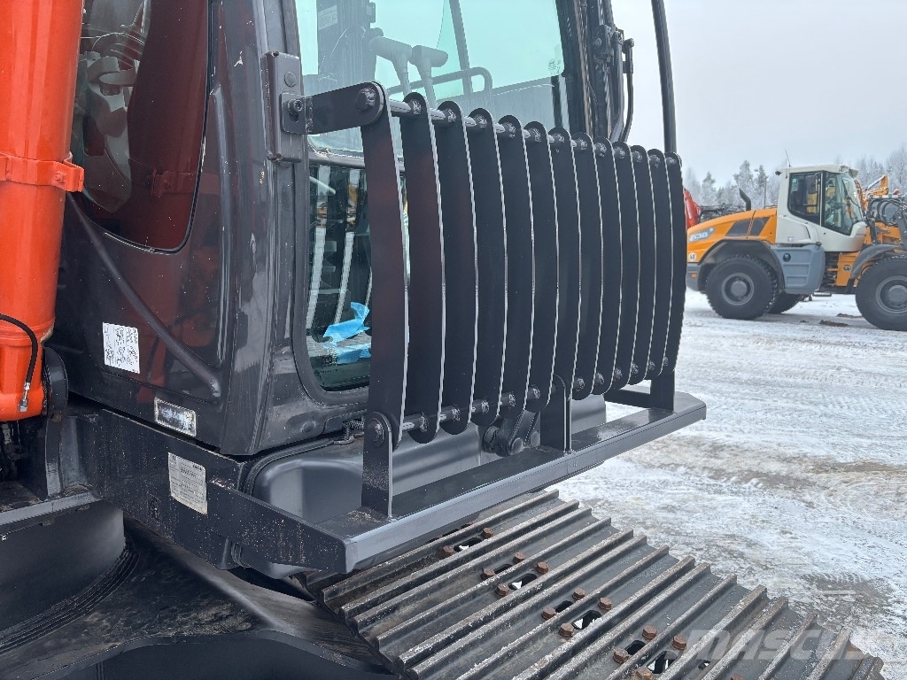 Hitachi ZX 135 US-7 / HW-Metsäalusta, Rasvari, Stage V حفارات زحافة