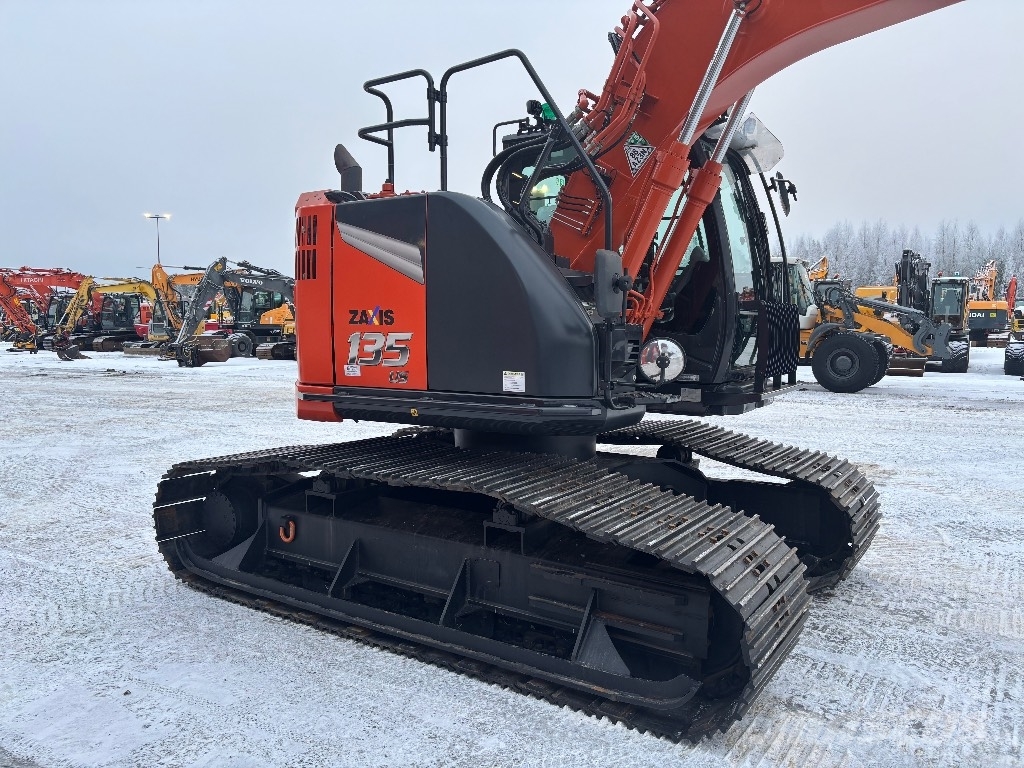 Hitachi ZX 135 US-7 / HW-Metsäalusta, Rasvari, Stage V حفارات زحافة