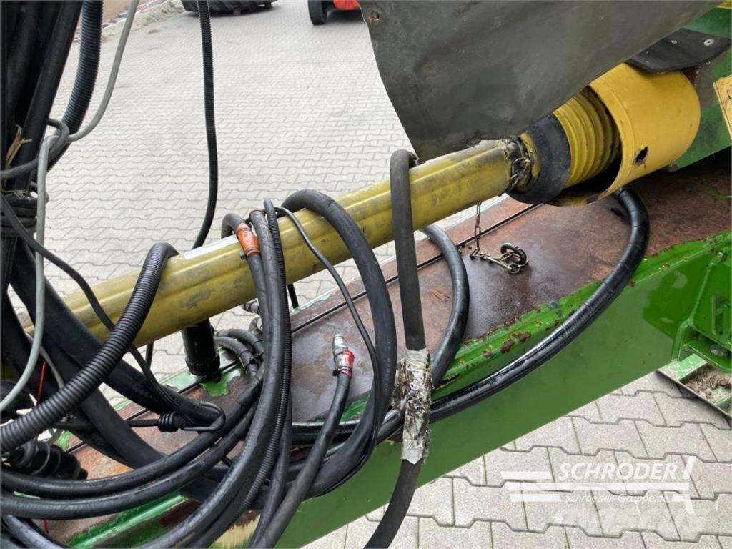 Bergmann VARIO 440 + TSWA19 + HÄCKSELAUFBAU HT40S Žemės ūkis - Kita