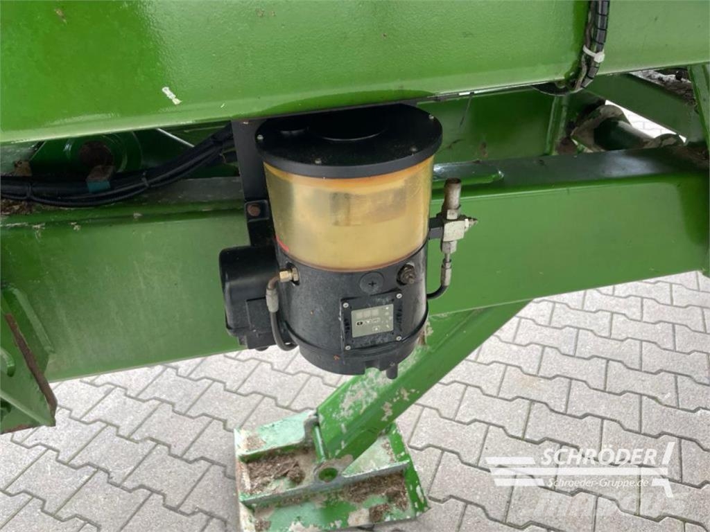 Bergmann VARIO 440 + TSWA19 + HÄCKSELAUFBAU HT40S Žemės ūkis - Kita