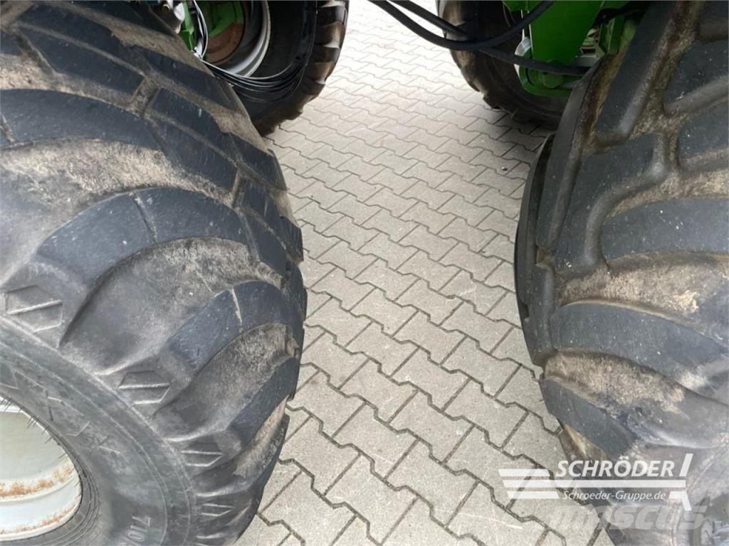 Bergmann VARIO 440 + TSWA19 + HÄCKSELAUFBAU HT40S Žemės ūkis - Kita