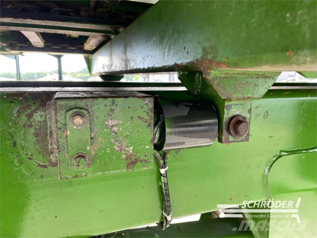 Bergmann VARIO 440 + TSWA19 + HÄCKSELAUFBAU HT40S Žemės ūkis - Kita