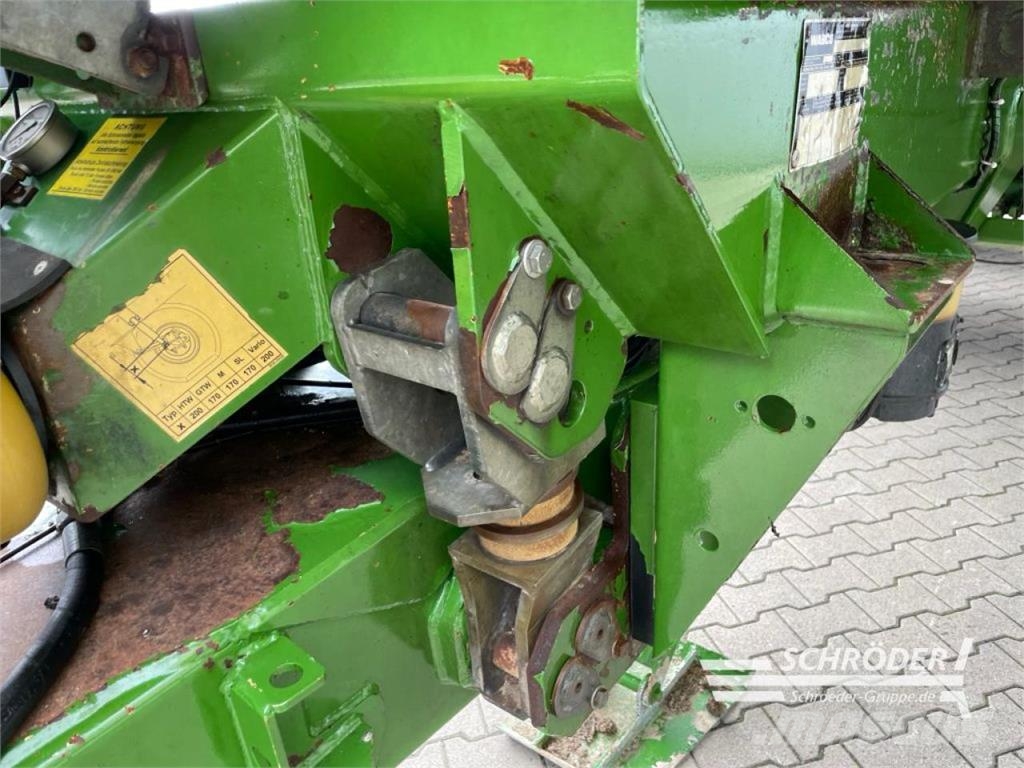 Bergmann VARIO 440 + TSWA19 + HÄCKSELAUFBAU HT40S Žemės ūkis - Kita