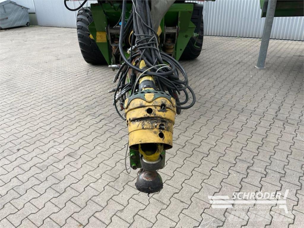 Bergmann VARIO 440 + TSWA19 + HÄCKSELAUFBAU HT40S Žemės ūkis - Kita