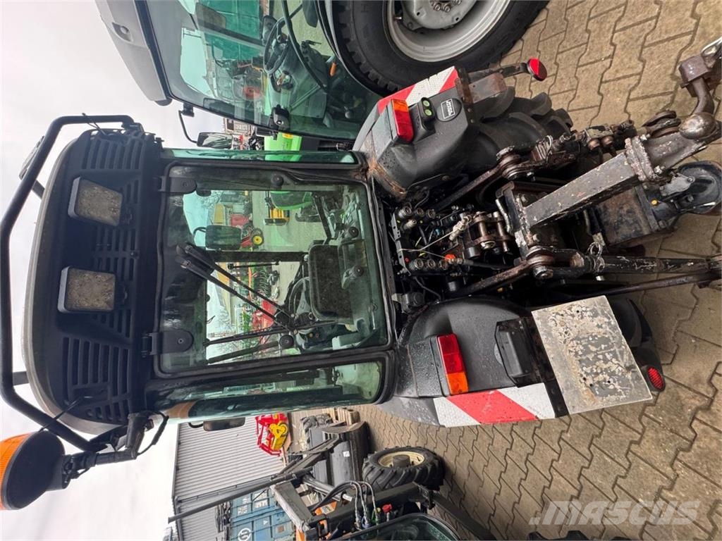 Deutz-Fahr F90 Agrocompact 曳引機