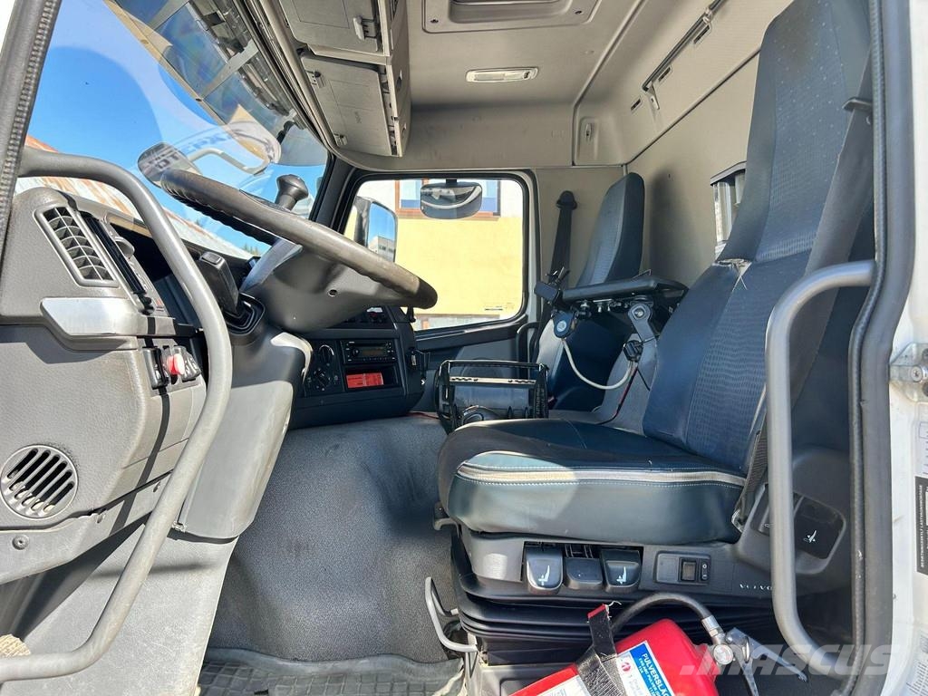 Volvo FM300 6X2 EURO4 + HIAB XS + TIPPER شاحنات الرافعات