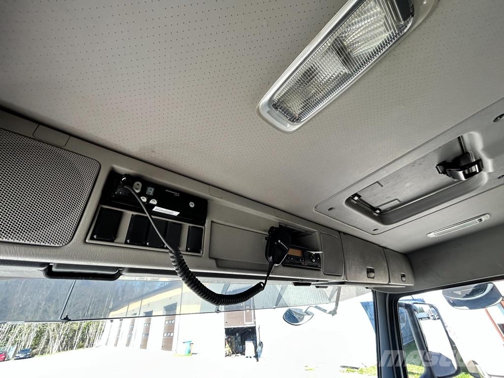 Volvo FM300 6X2 EURO4 + HIAB XS + TIPPER شاحنات الرافعات