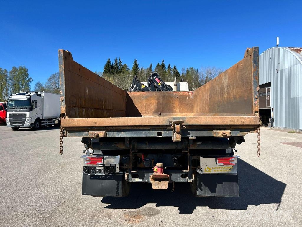 Volvo FM300 6X2 EURO4 + HIAB XS + TIPPER شاحنات الرافعات
