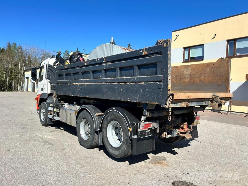 Volvo FM300 6X2 EURO4 + HIAB XS + TIPPER شاحنات الرافعات