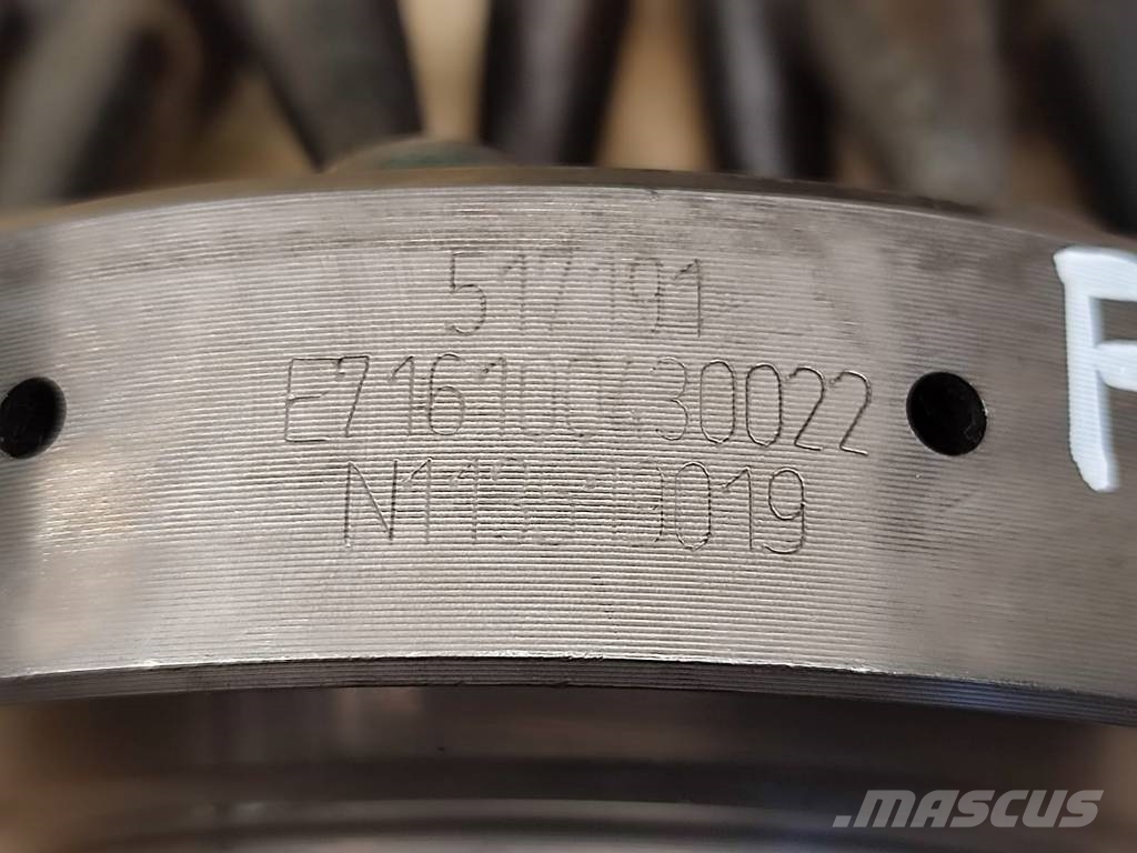 Fendt 700Series Shaft with gearbox pistons E716100430022 Ülekandemehhanism