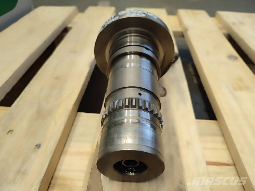 Fendt 700Series Shaft with gearbox pistons E716100430022 Ülekandemehhanism
