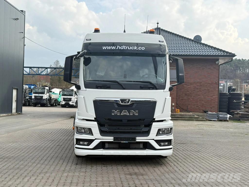 MAN TGS 26.520 MAN TGS 26.520 LL 6x2 Hiab 228-6 Kran All-Terrain-Krane