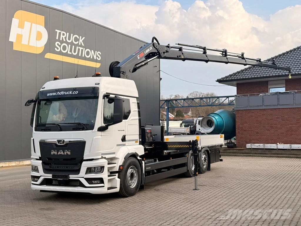 MAN TGS 26.520 MAN TGS 26.520 LL 6x2 Hiab 228-6 Kran All-Terrain-Krane