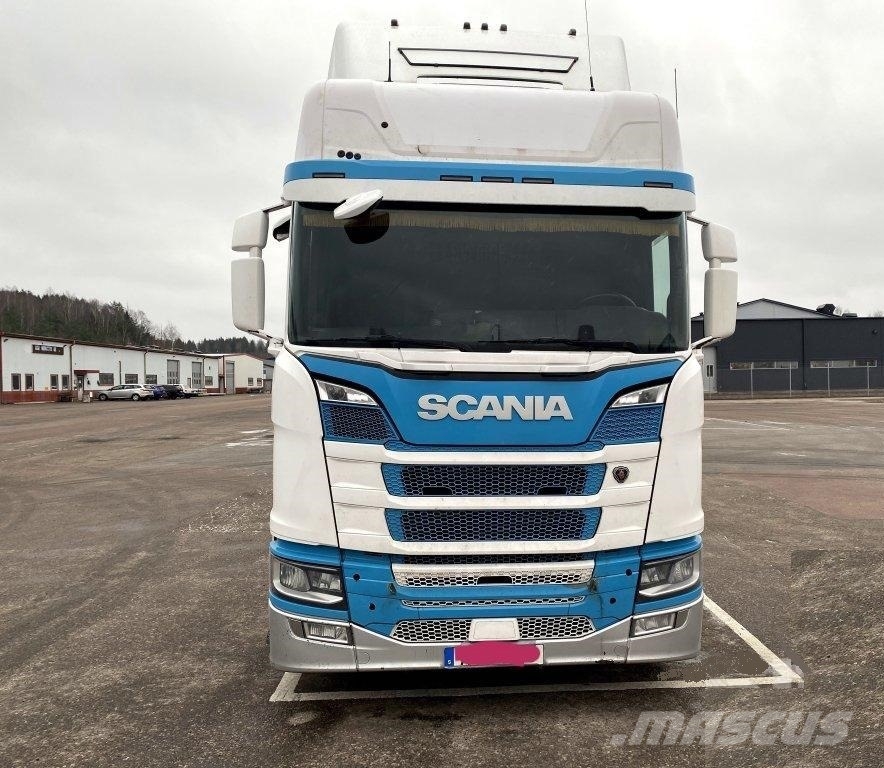 Scania R 500 Шасі з кабіною