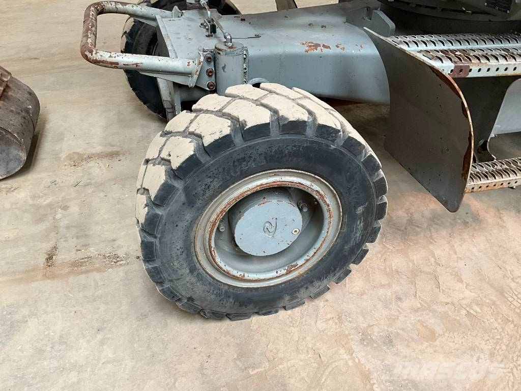 Neuson 6503 WD Mobilbagger