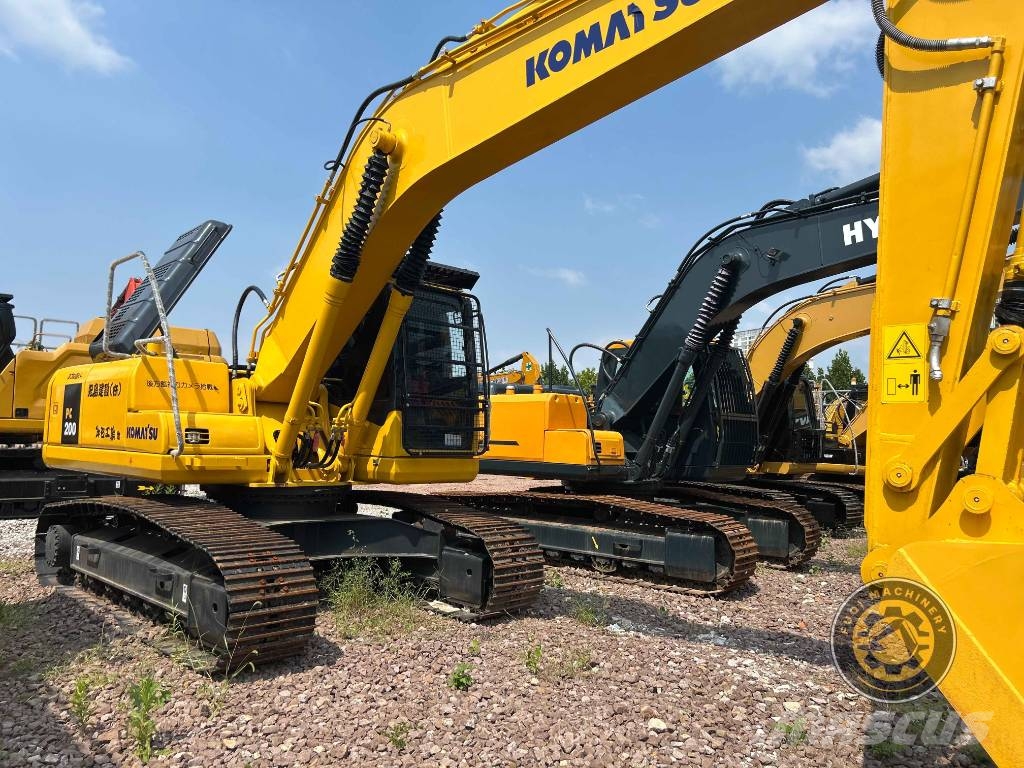 Komatsu PC200-7 履带挖掘机
